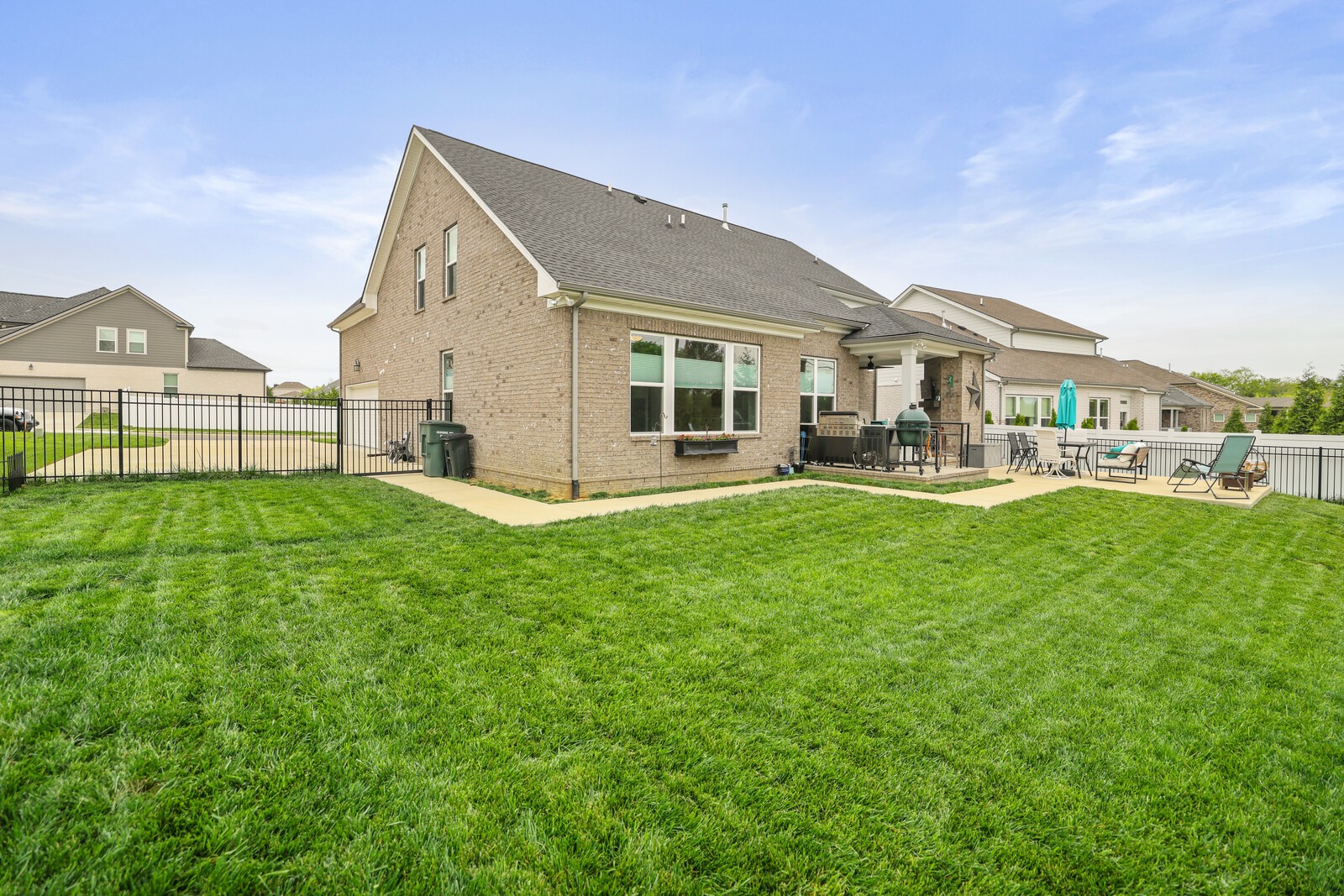 1103 Vicar Ln