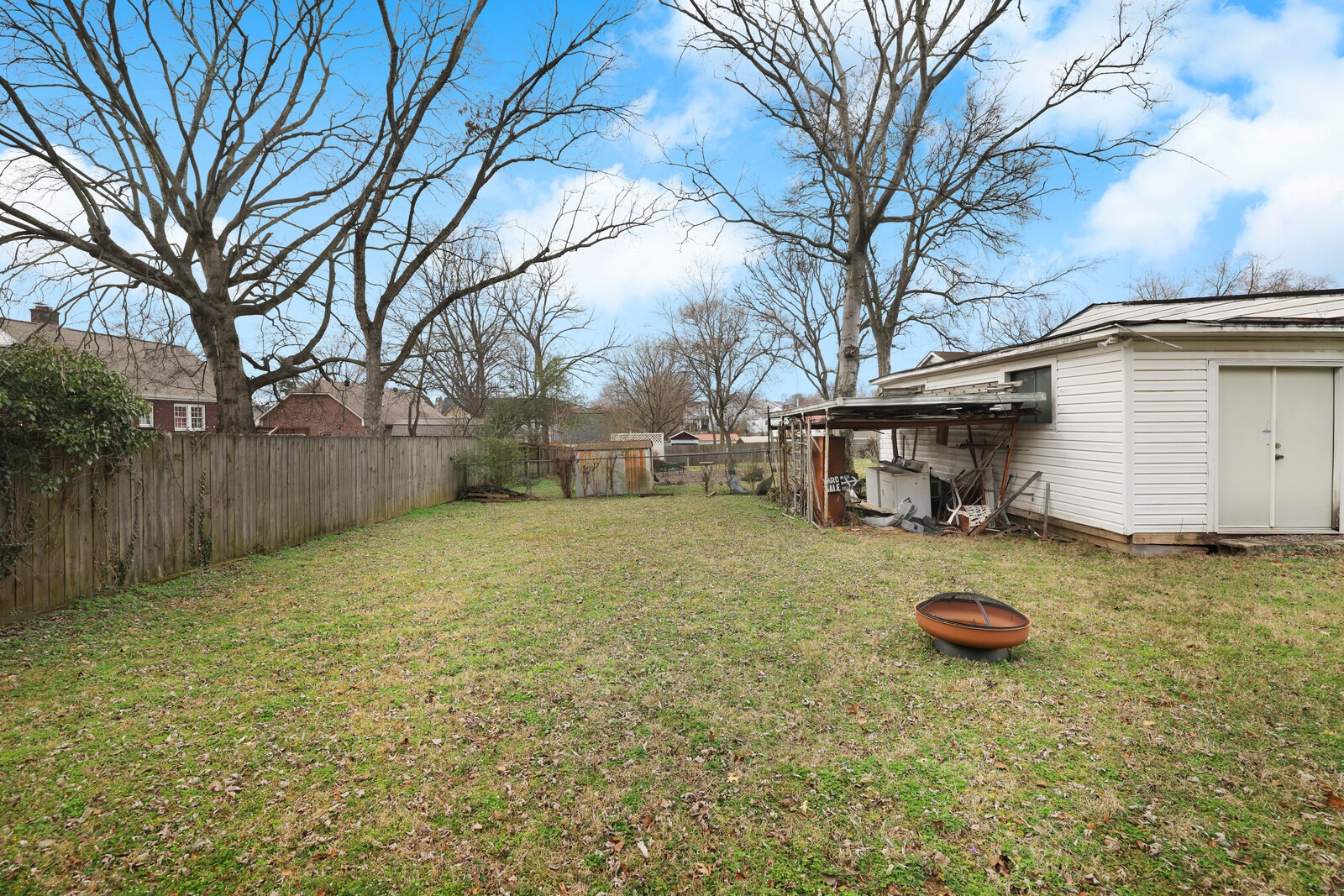 1028 Dozier Pl