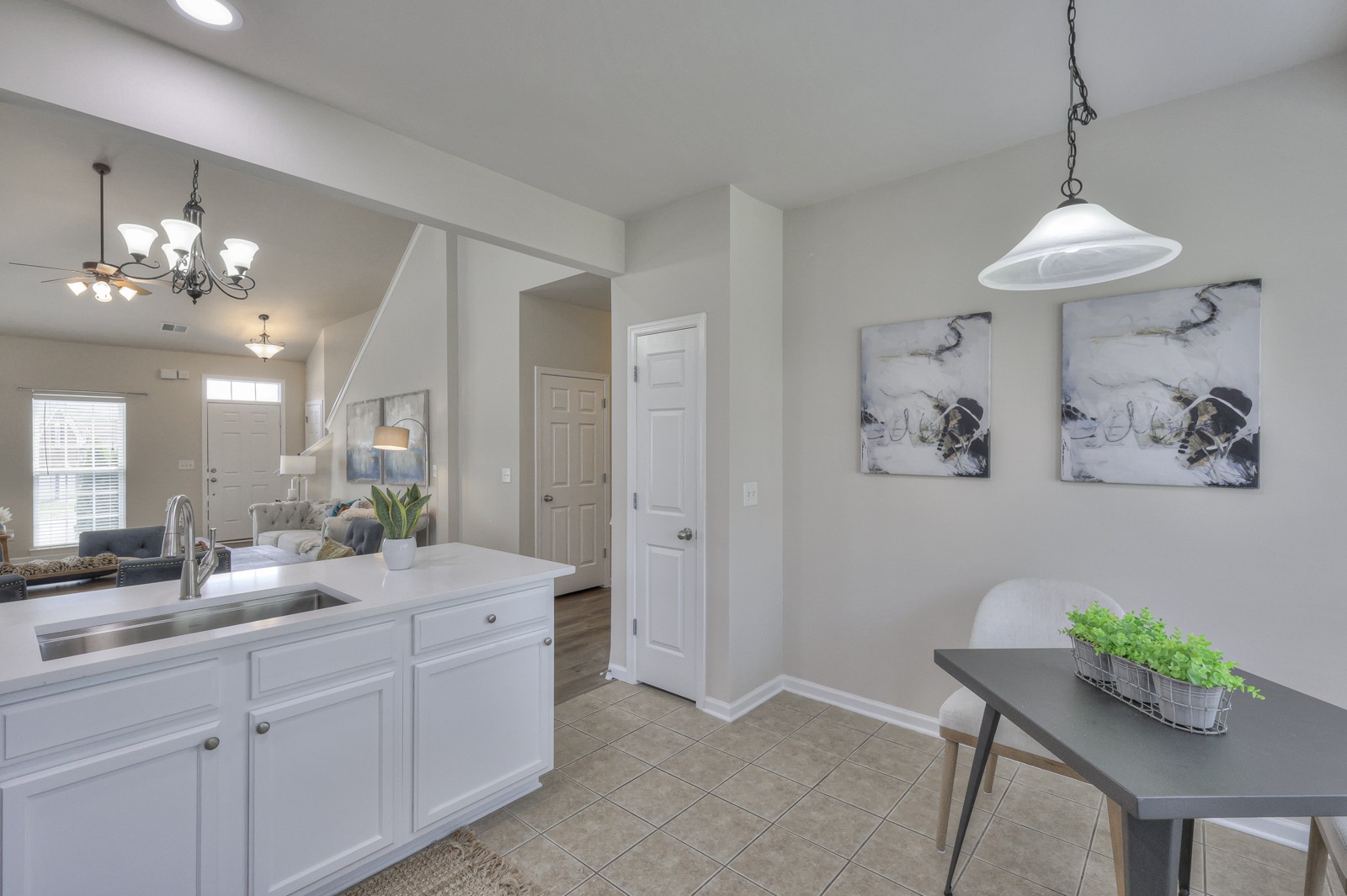 2521 Hester Ct
