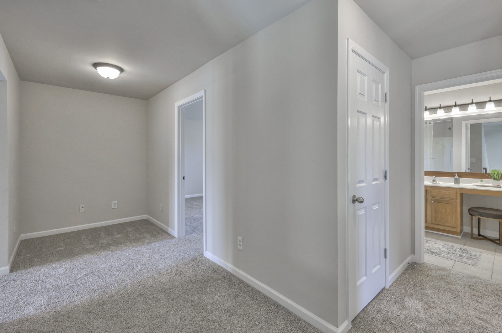 2521 Hester Ct
