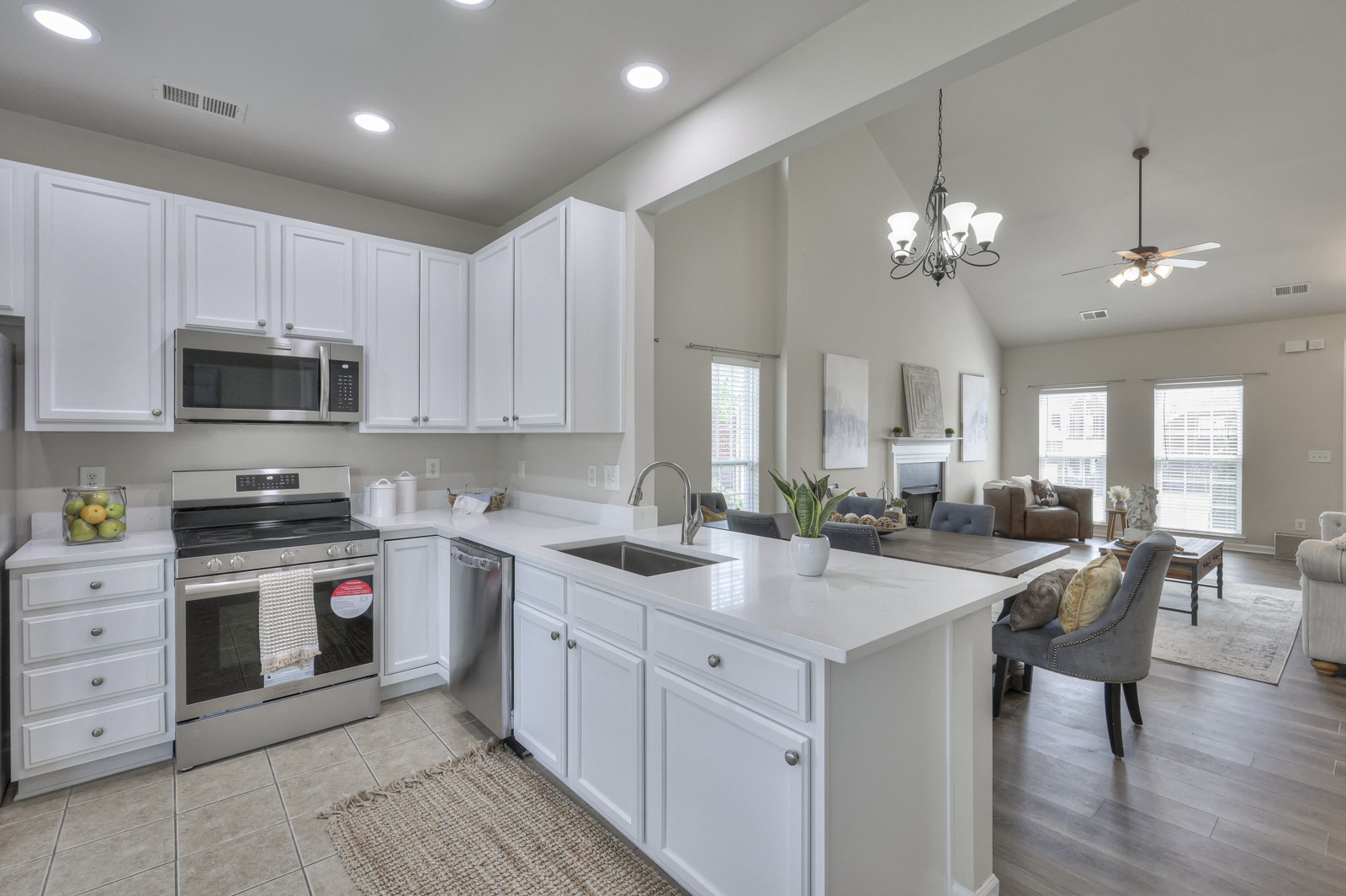 2521 Hester Ct