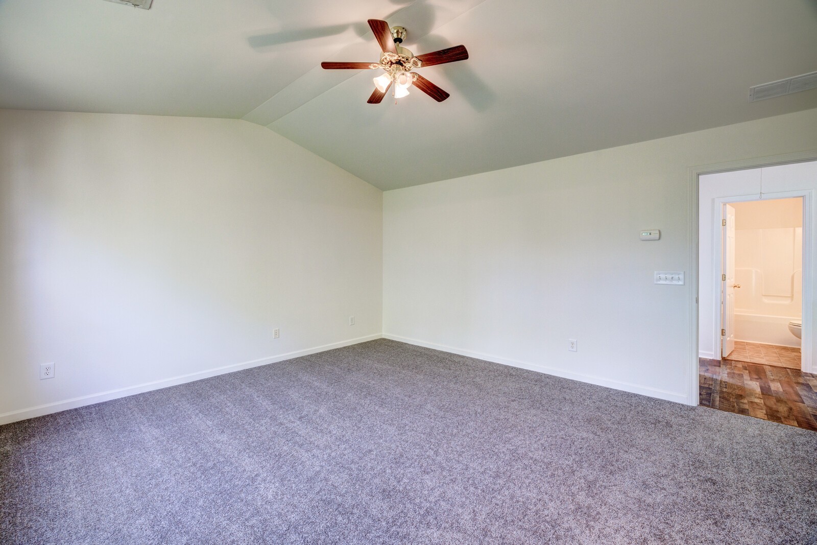 2224 Monthemer Cv