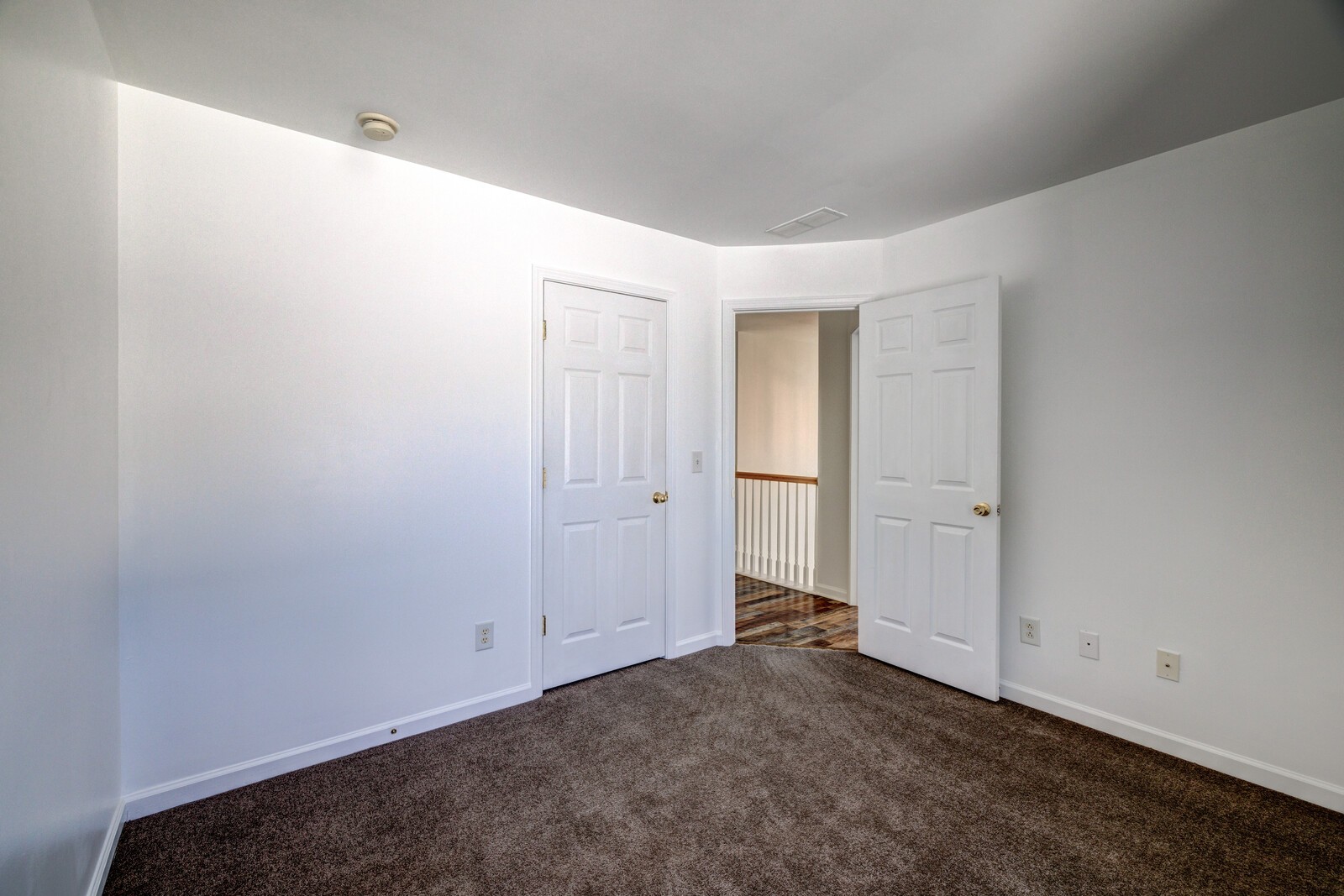 2224 Monthemer Cv