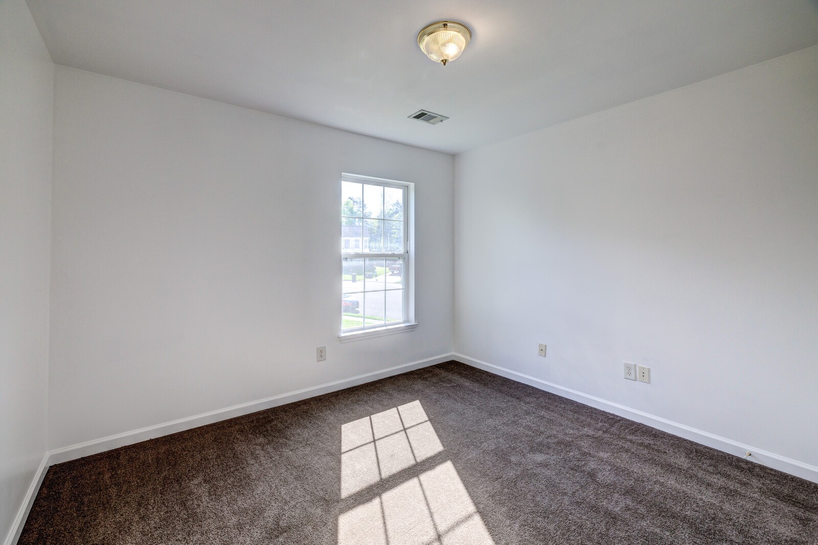 2224 Monthemer Cv