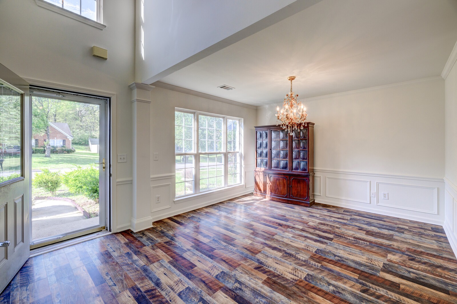 2224 Monthemer Cv