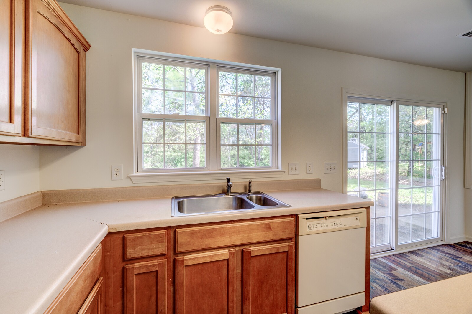 2224 Monthemer Cv