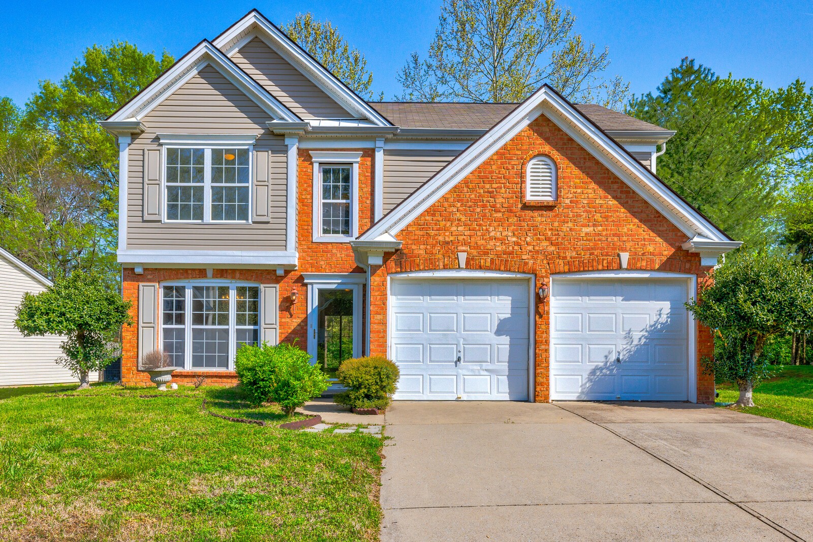 2224 Monthemer Cv