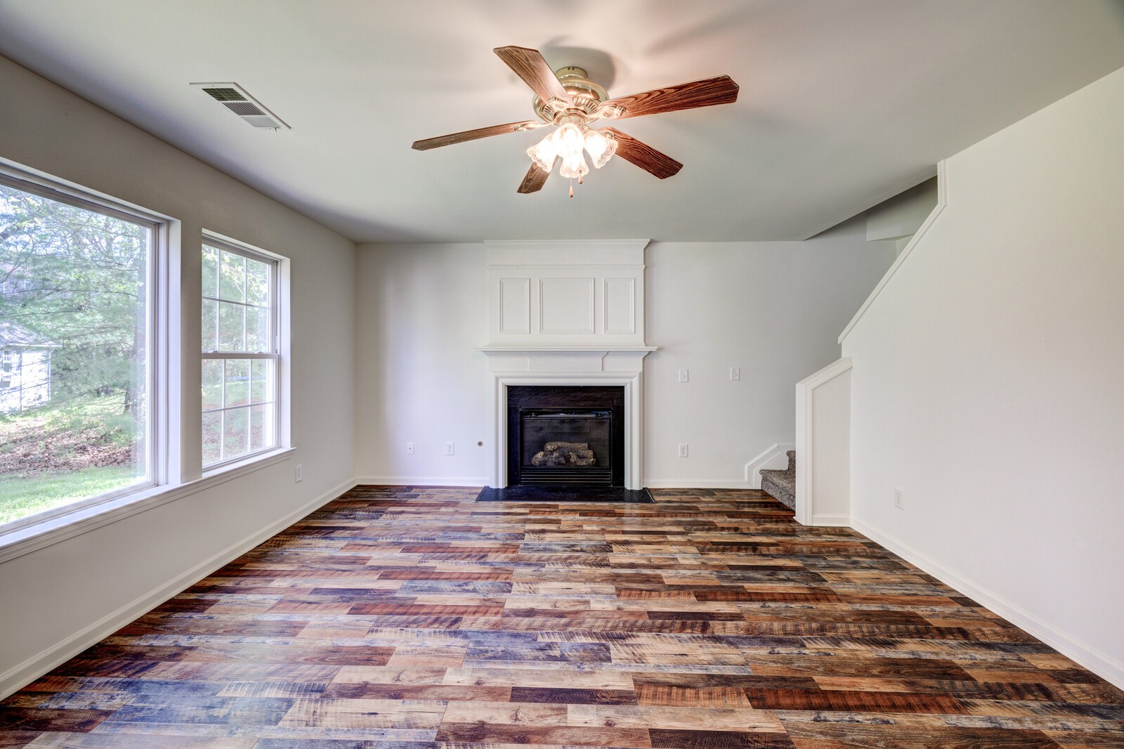 2224 Monthemer Cv