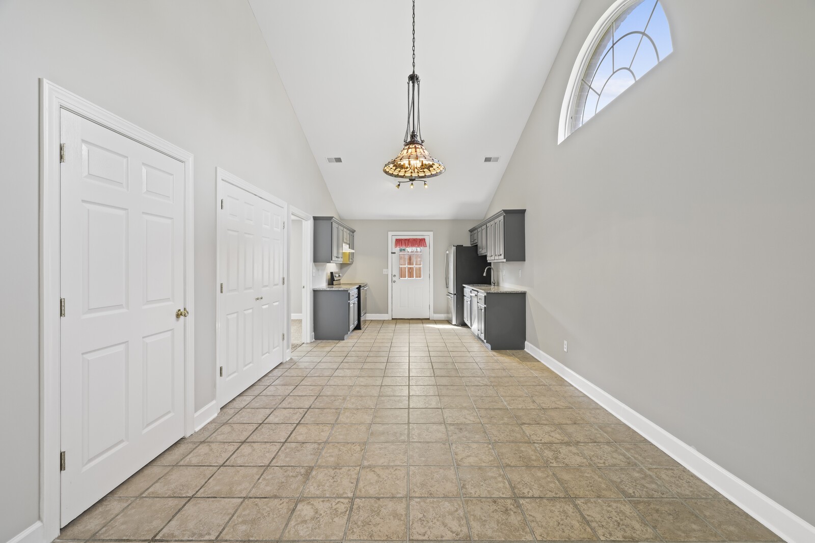138 Cambridge Dr Unit: C4