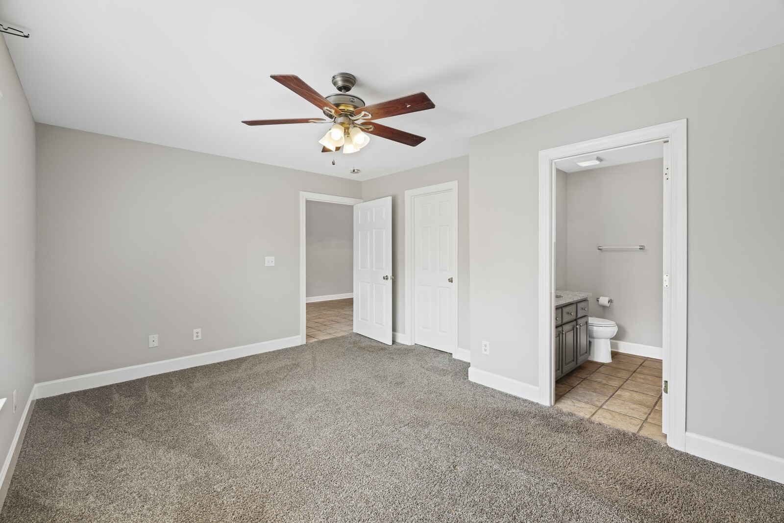 138 Cambridge Dr Unit: C4