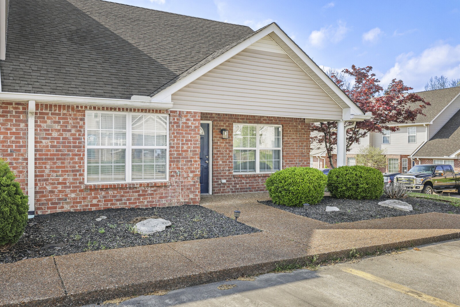 138 Cambridge Dr Unit: C4