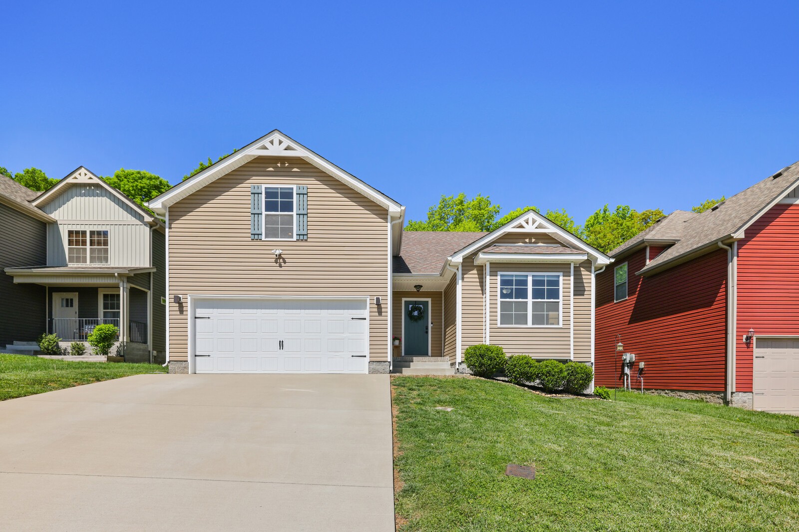 1393 Abby Lou Dr