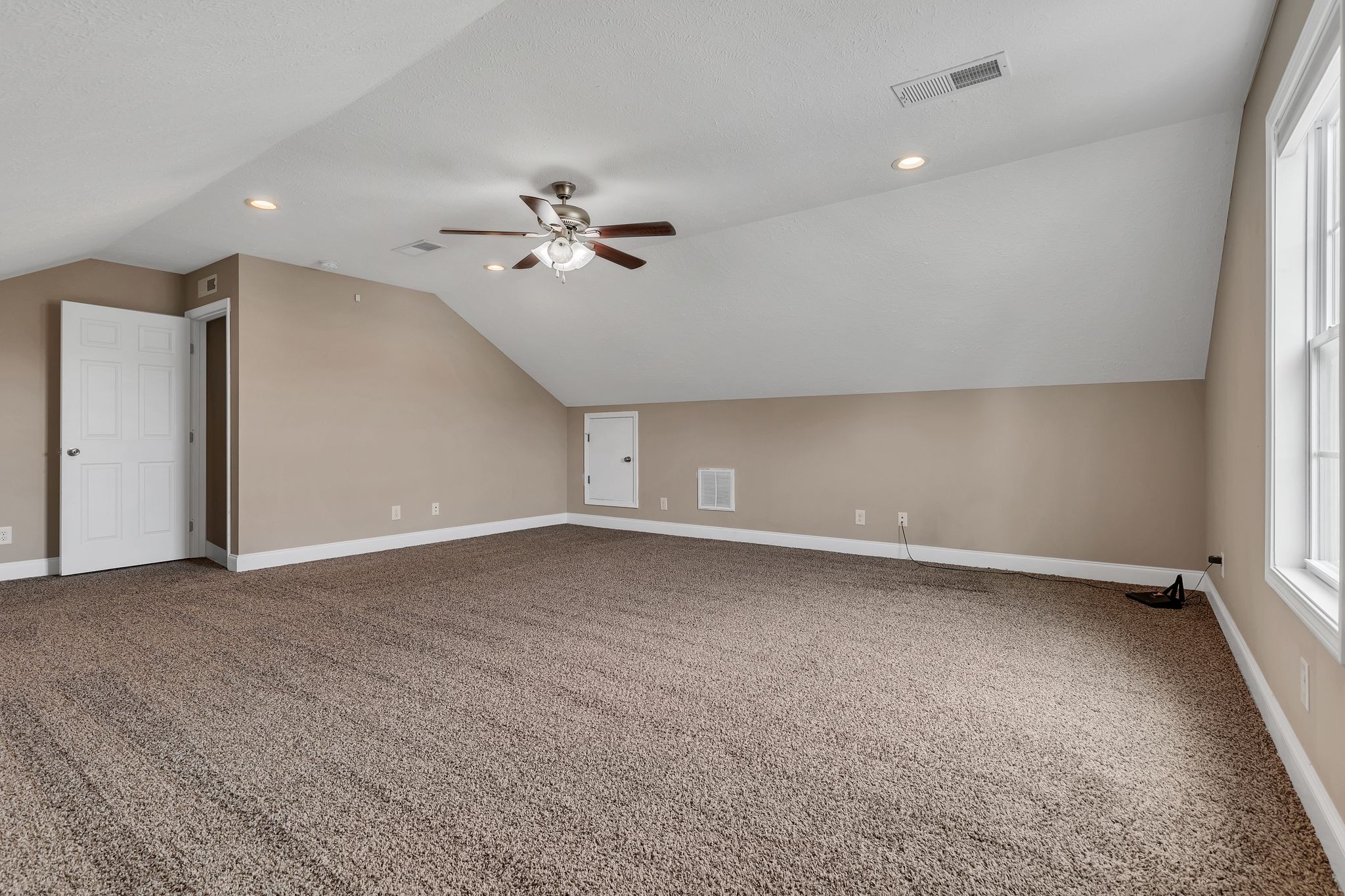 1393 Abby Lou Dr