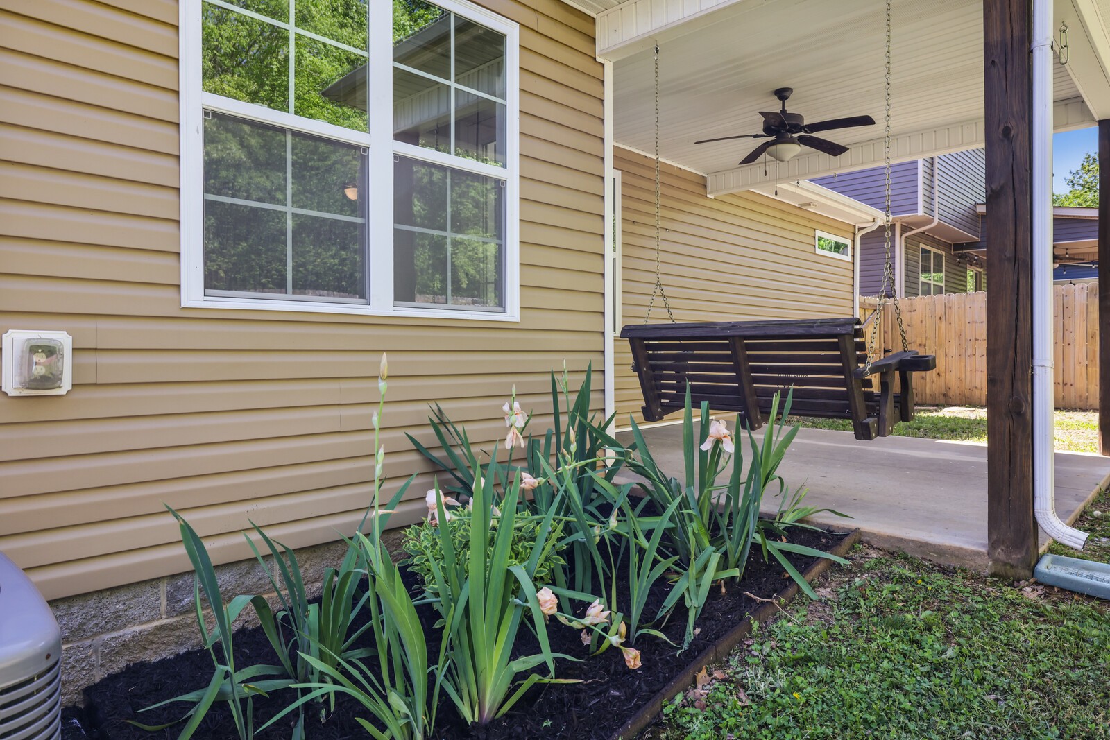 1393 Abby Lou Dr