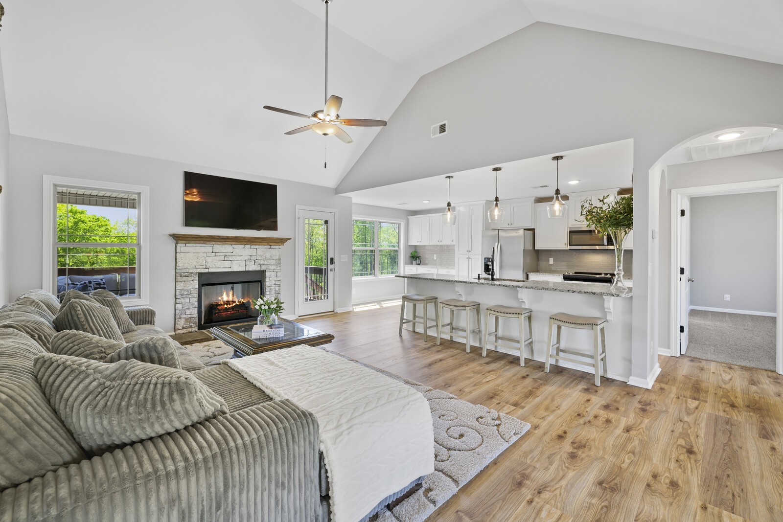 1236 Rich Ellen Dr