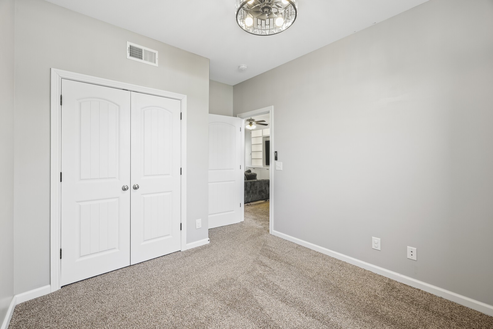 1236 Rich Ellen Dr