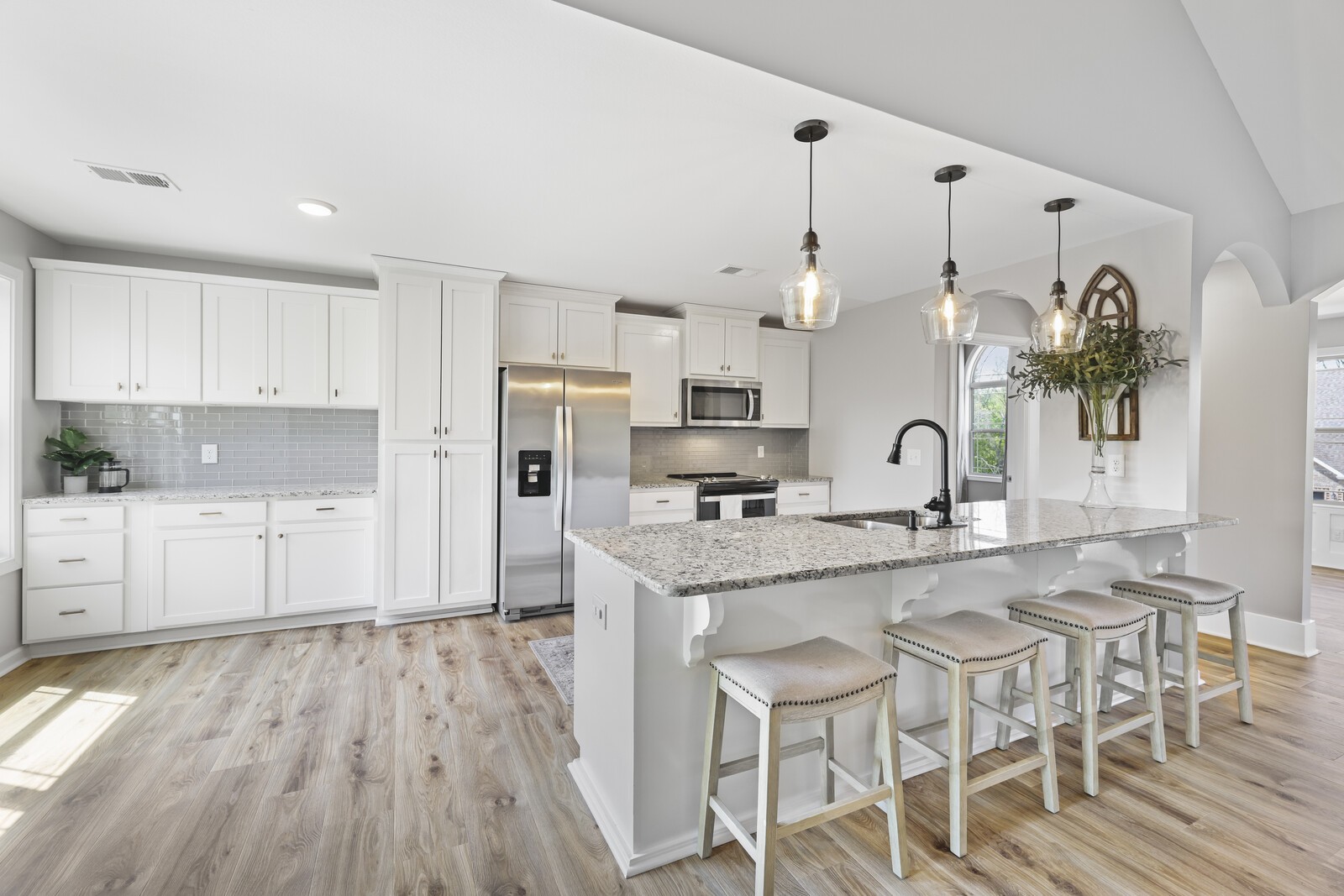 1236 Rich Ellen Dr