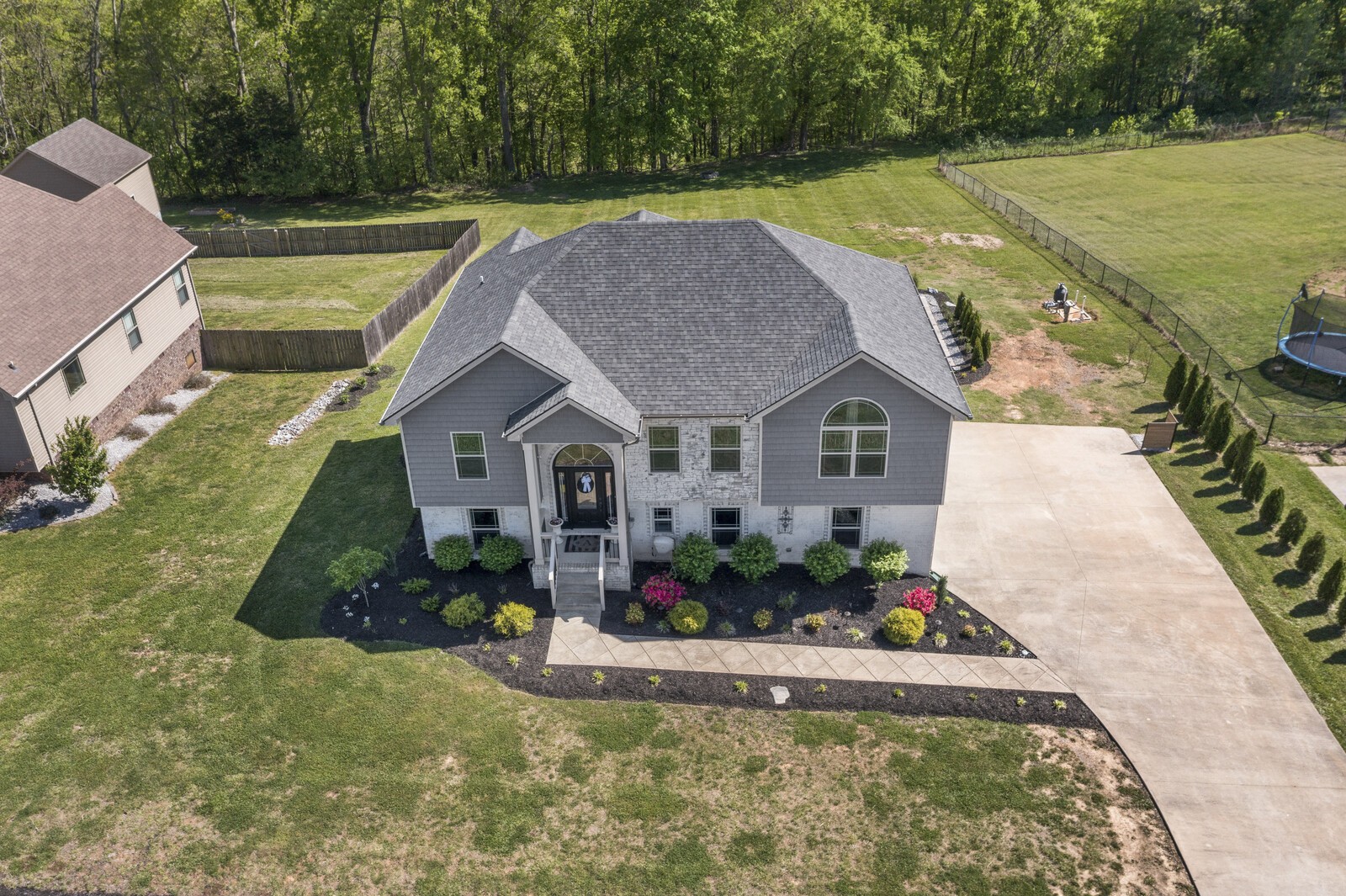 1236 Rich Ellen Dr