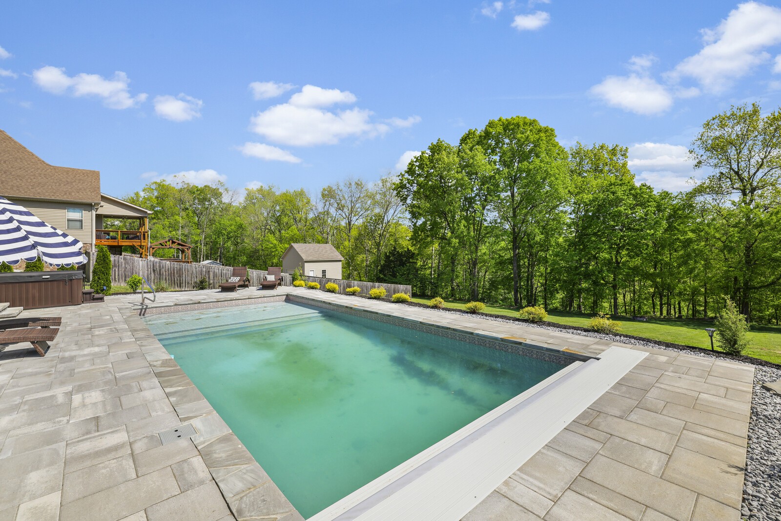 1236 Rich Ellen Dr