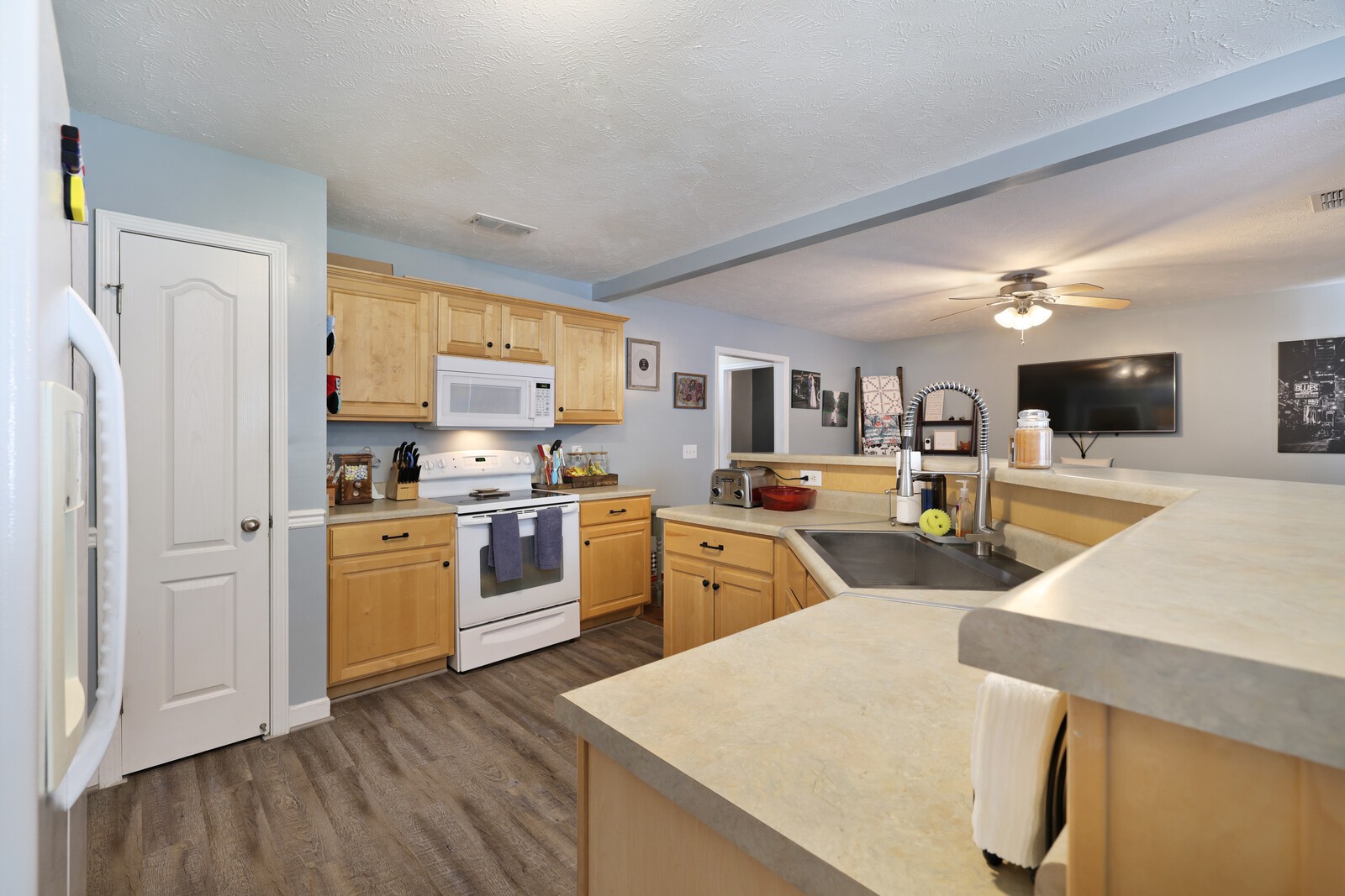 642 Ken Pilkerton Dr