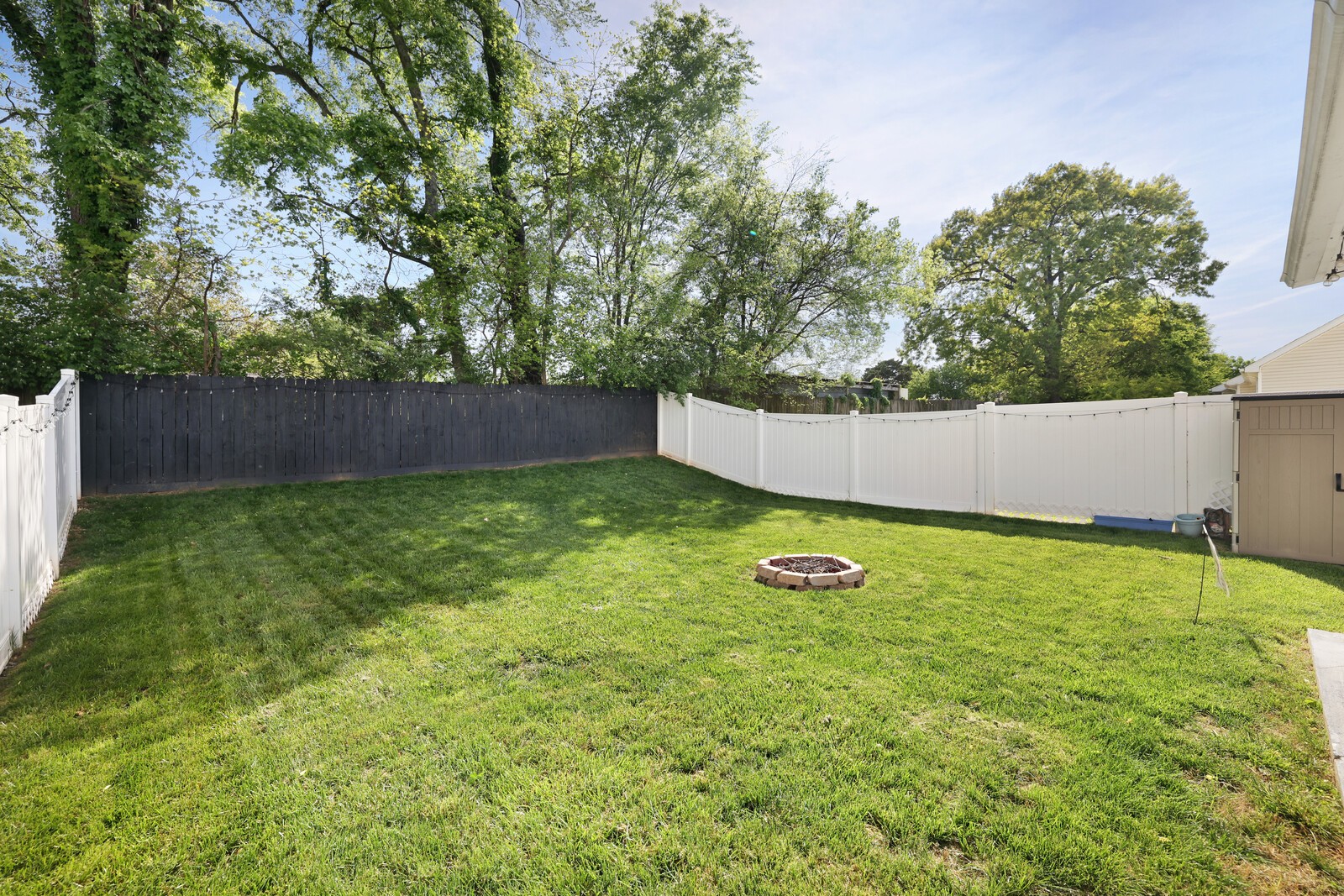 642 Ken Pilkerton Dr