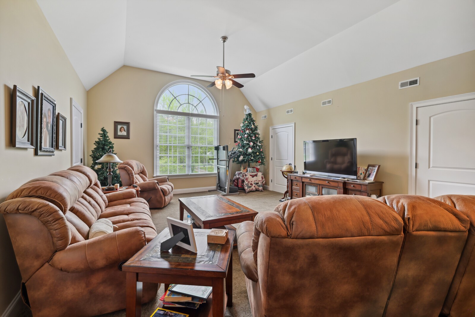 6014 Eatons Creek Rd