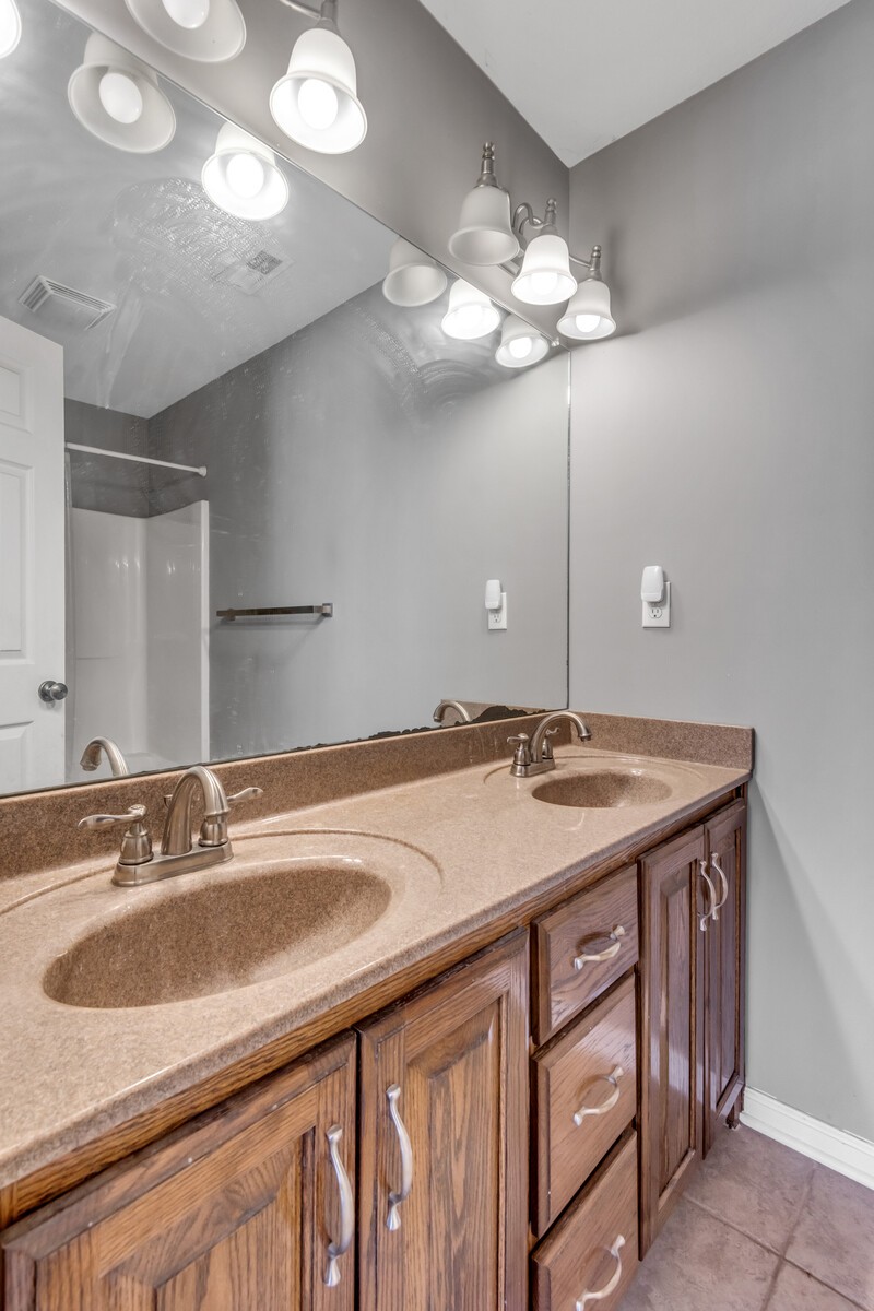 285 Heggie Ln