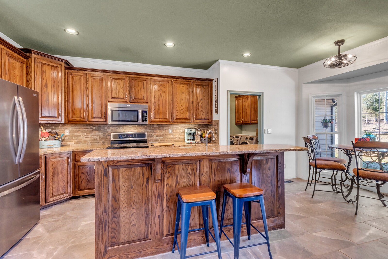 285 Heggie Ln