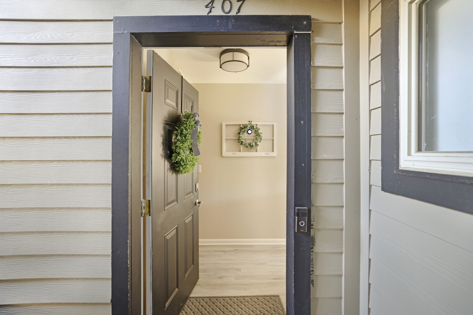 407 Summit Ridge Pl