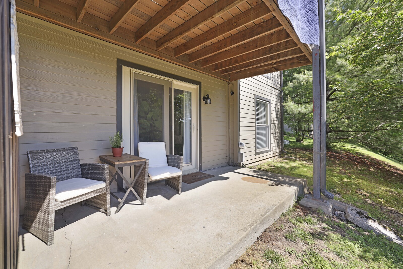 407 Summit Ridge Pl