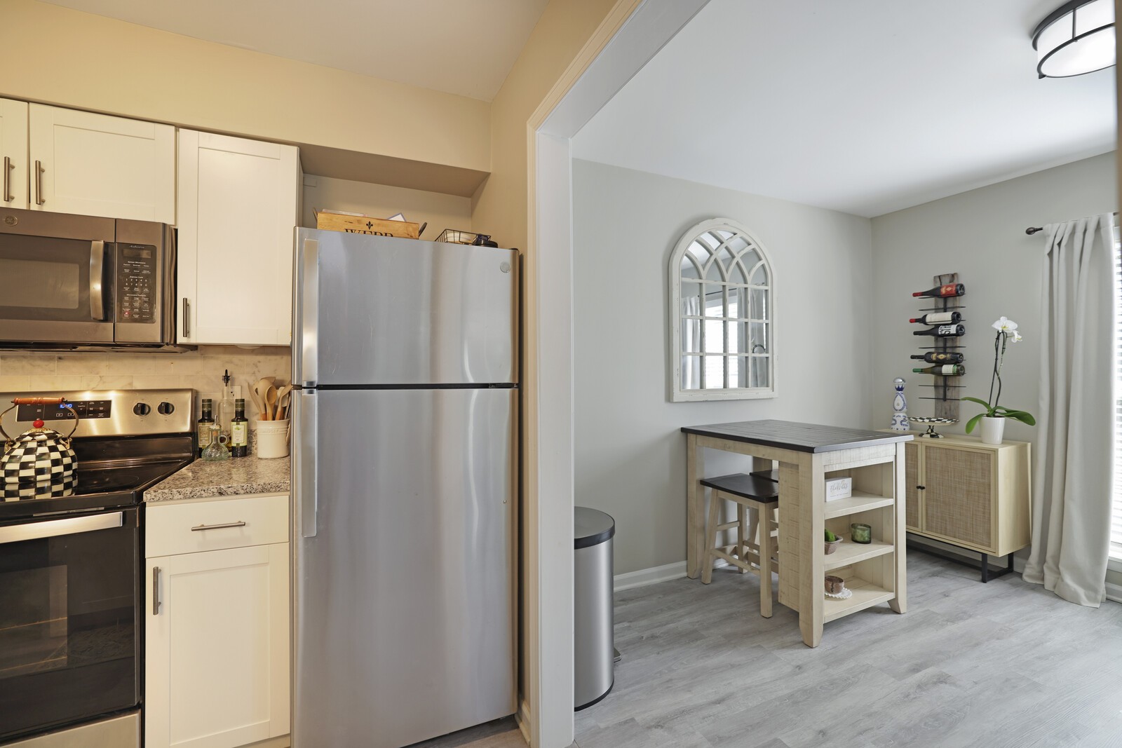 407 Summit Ridge Pl