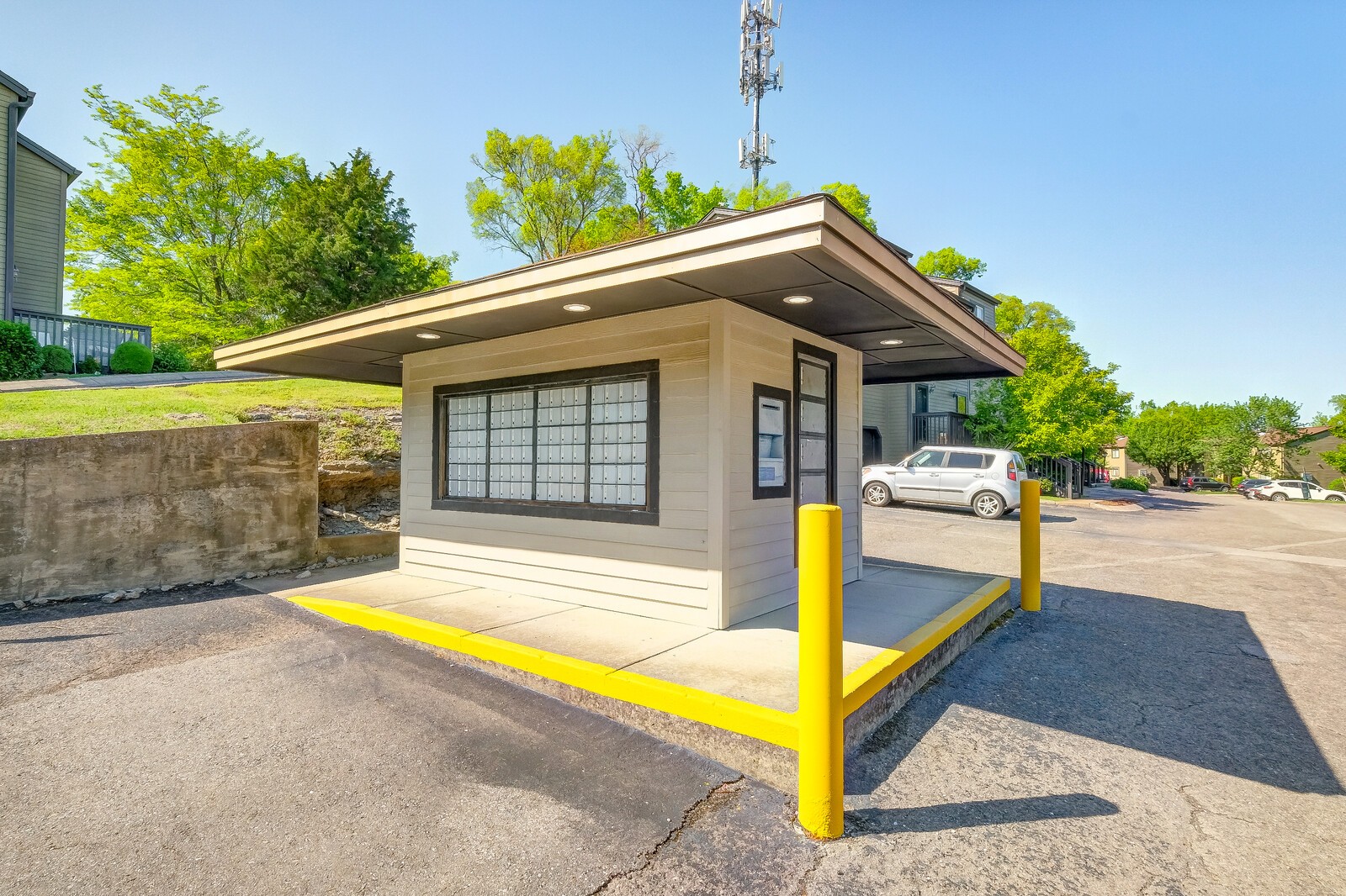 407 Summit Ridge Pl