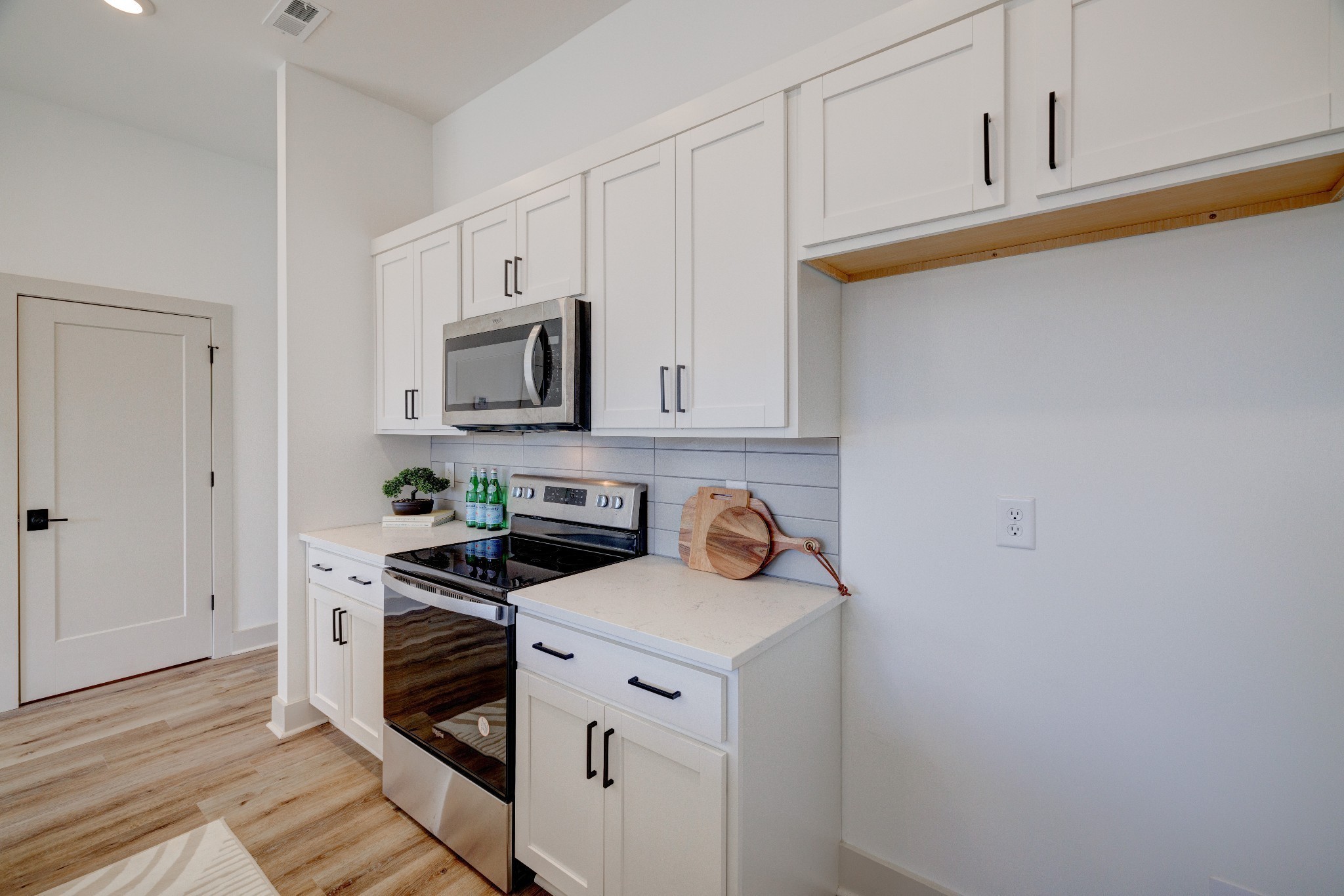 7341 Charlotte Pike Unit: 118 B