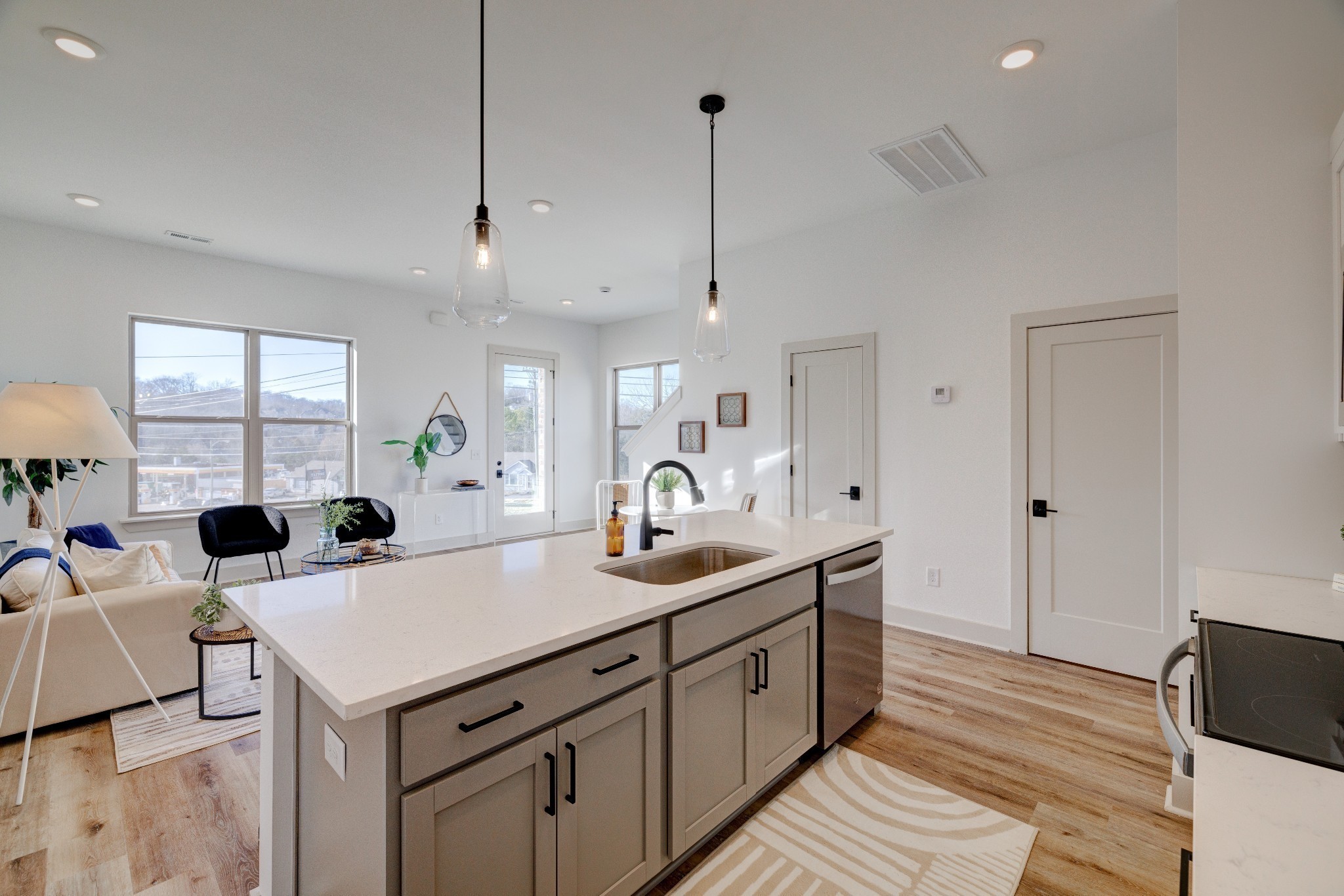 7341 Charlotte Pike Unit: 118 B