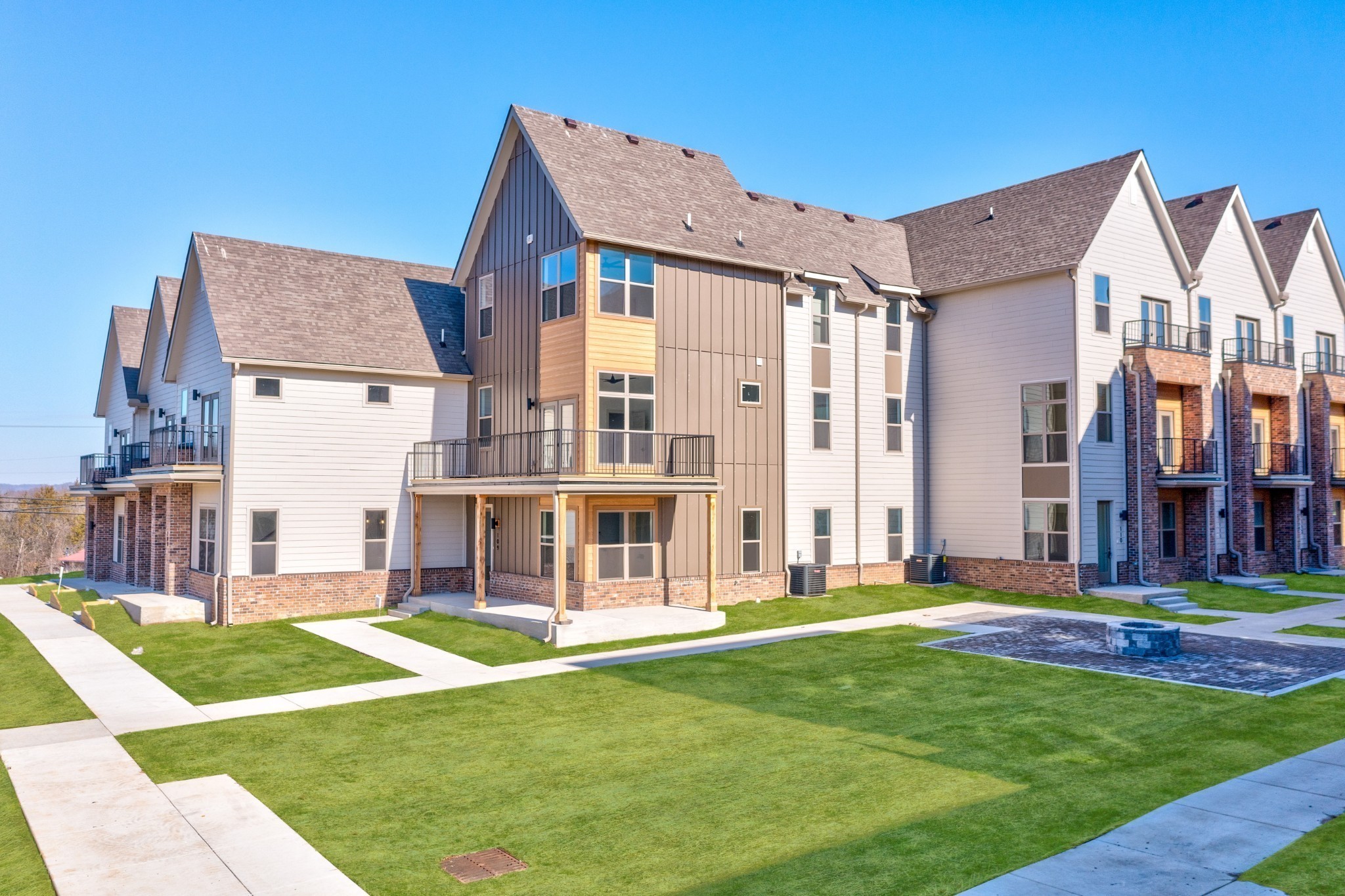 7341 Charlotte Pike Unit: 118 B