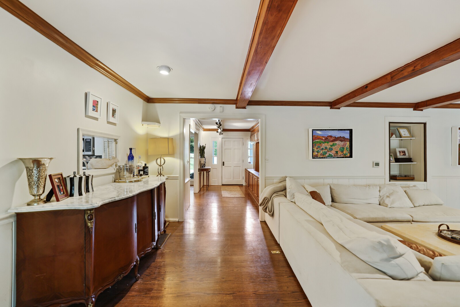 807 Redwood Dr