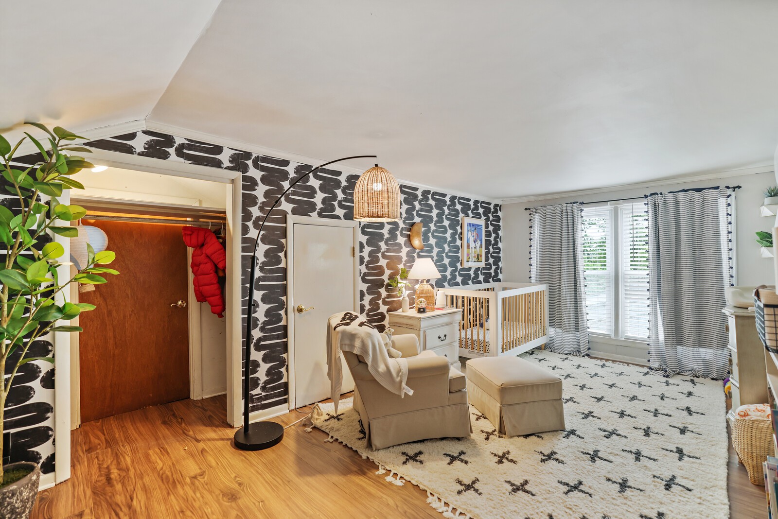807 Redwood Dr