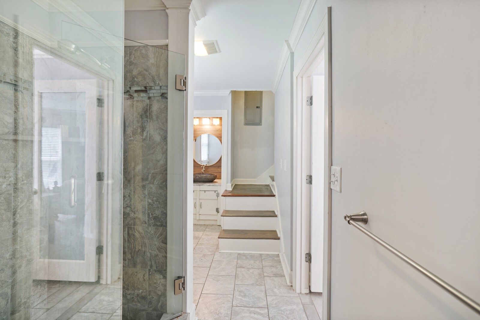 807 Redwood Dr