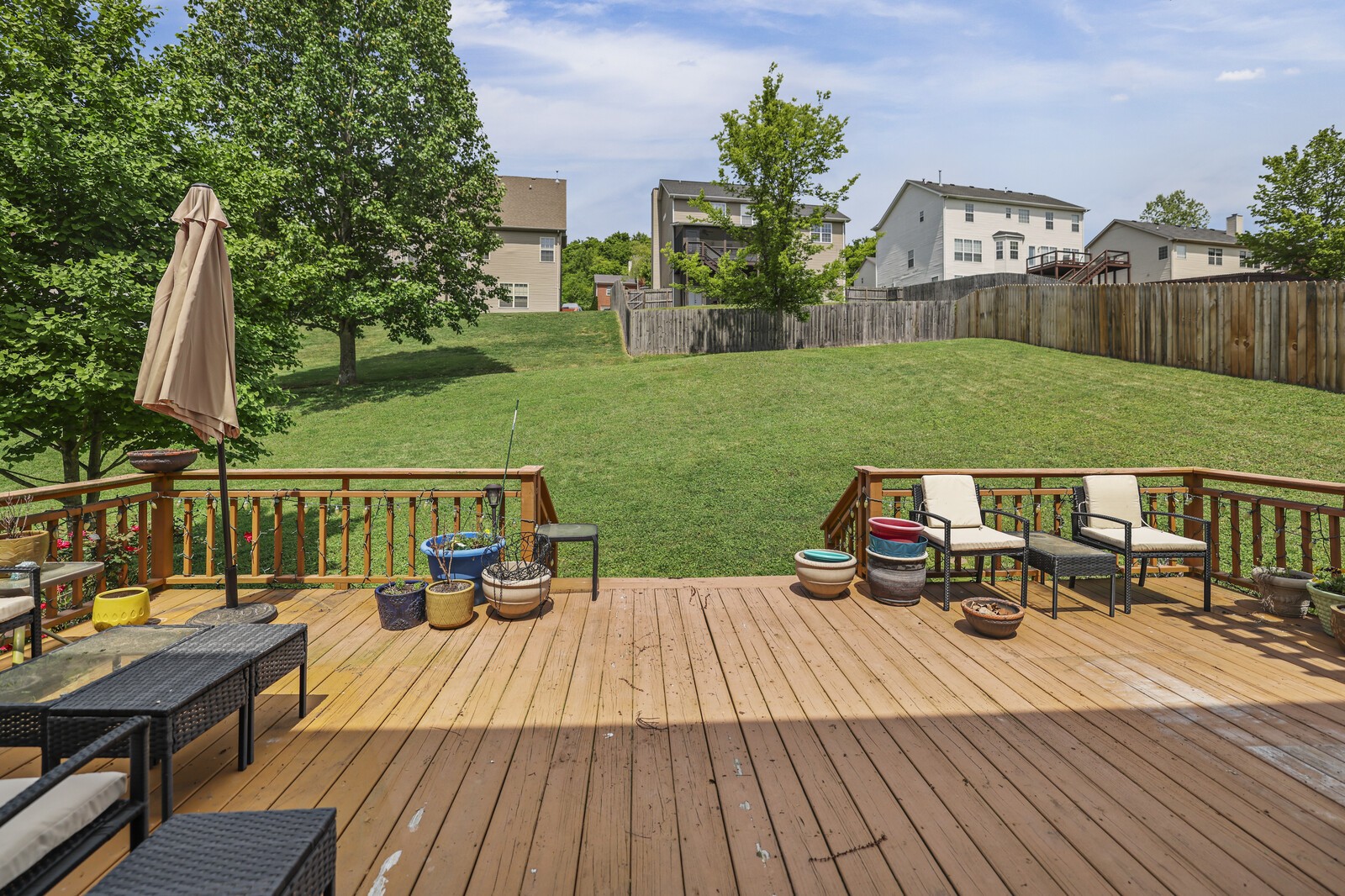 128 Rose Garden Ln