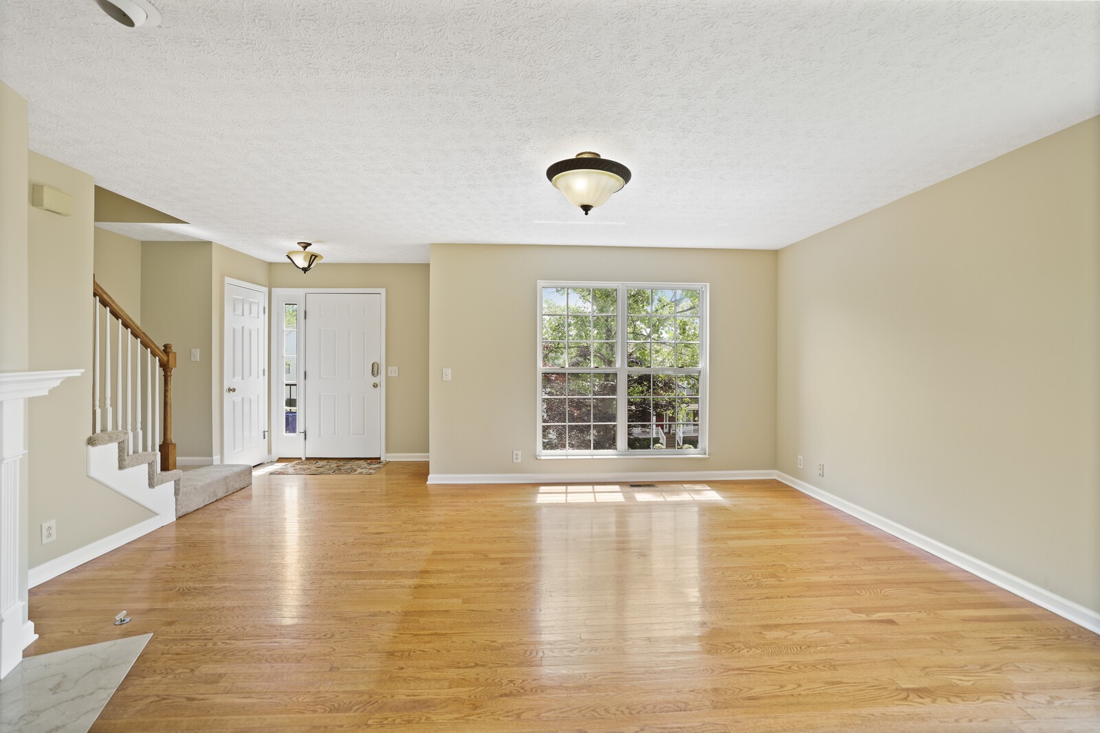 128 Rose Garden Ln