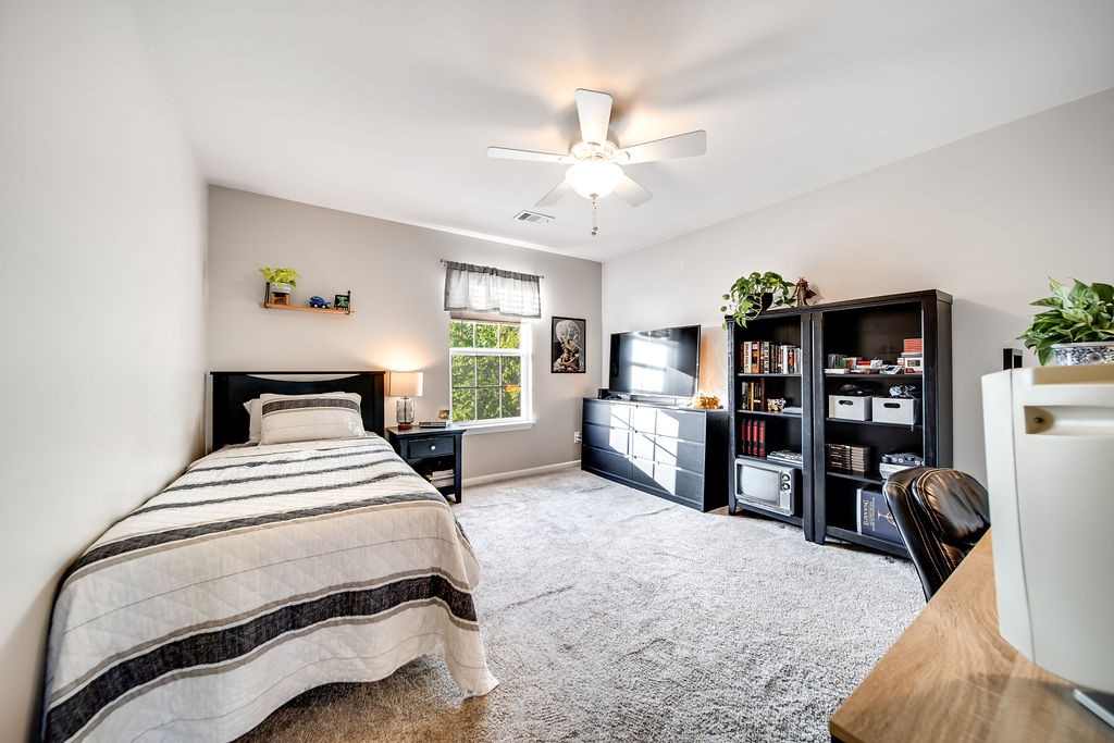106 Camarado Ln