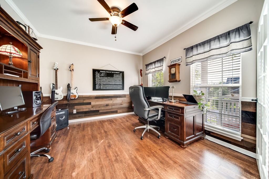 106 Camarado Ln