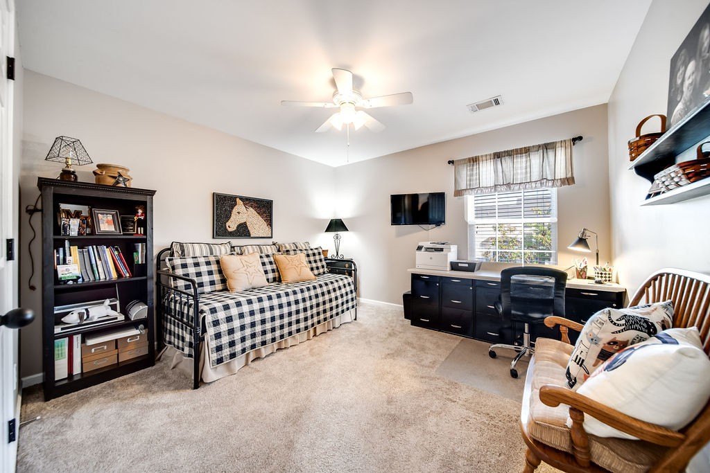 106 Camarado Ln