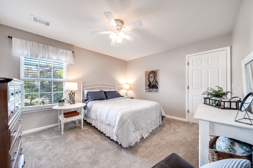 106 Camarado Ln