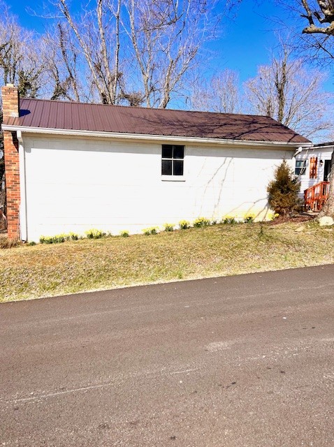 1175 Ridgeway Dr
