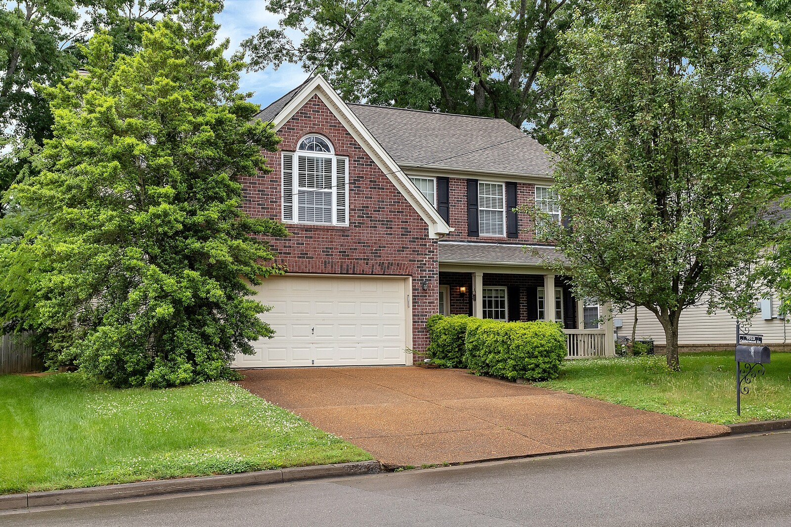 7013 Calderwood Dr