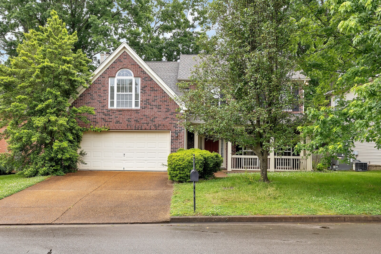 7013 Calderwood Dr
