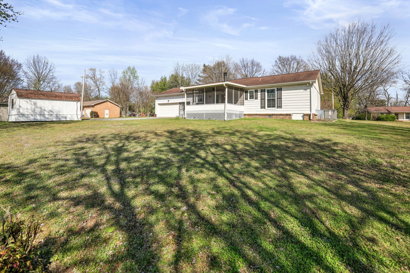 28 Brookside Ct