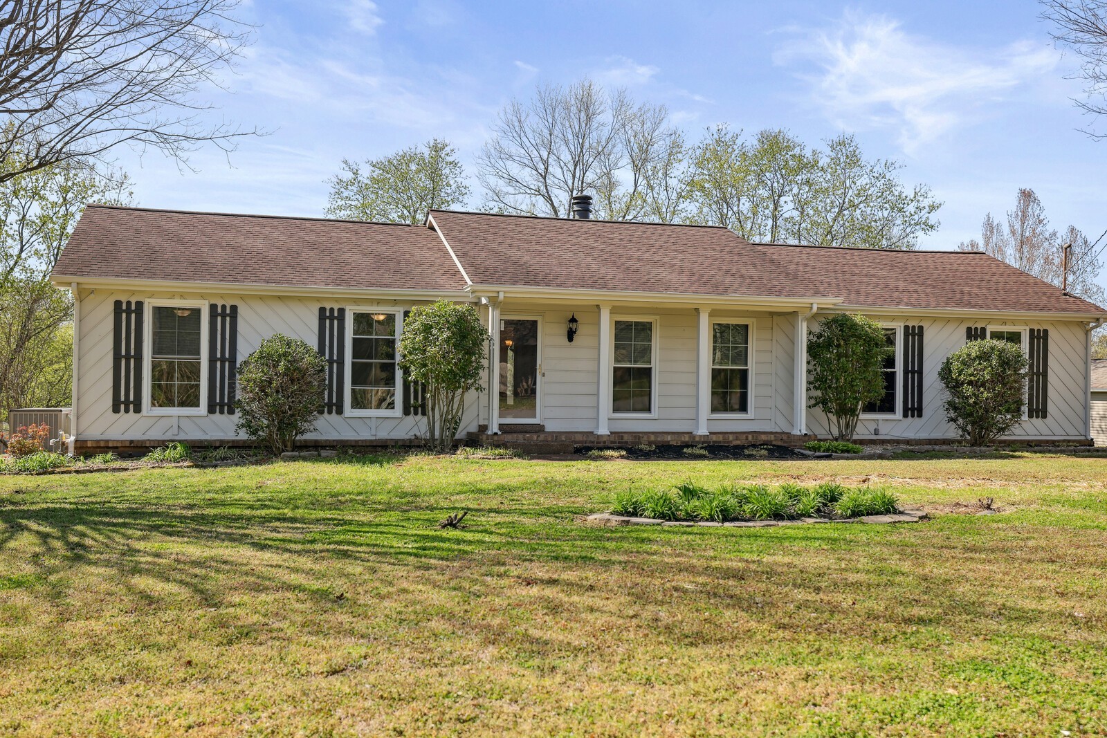 28 Brookside Ct