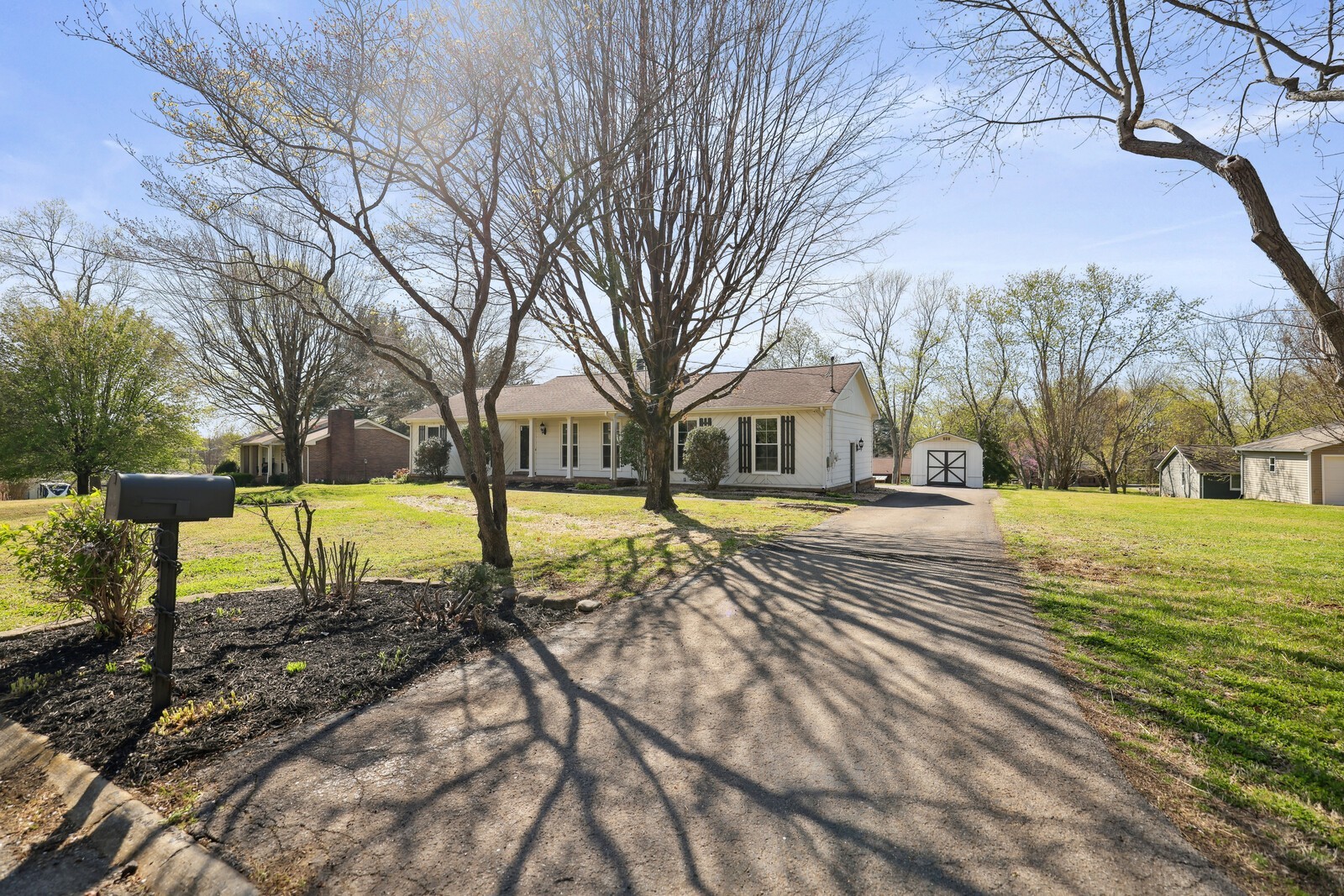 28 Brookside Ct